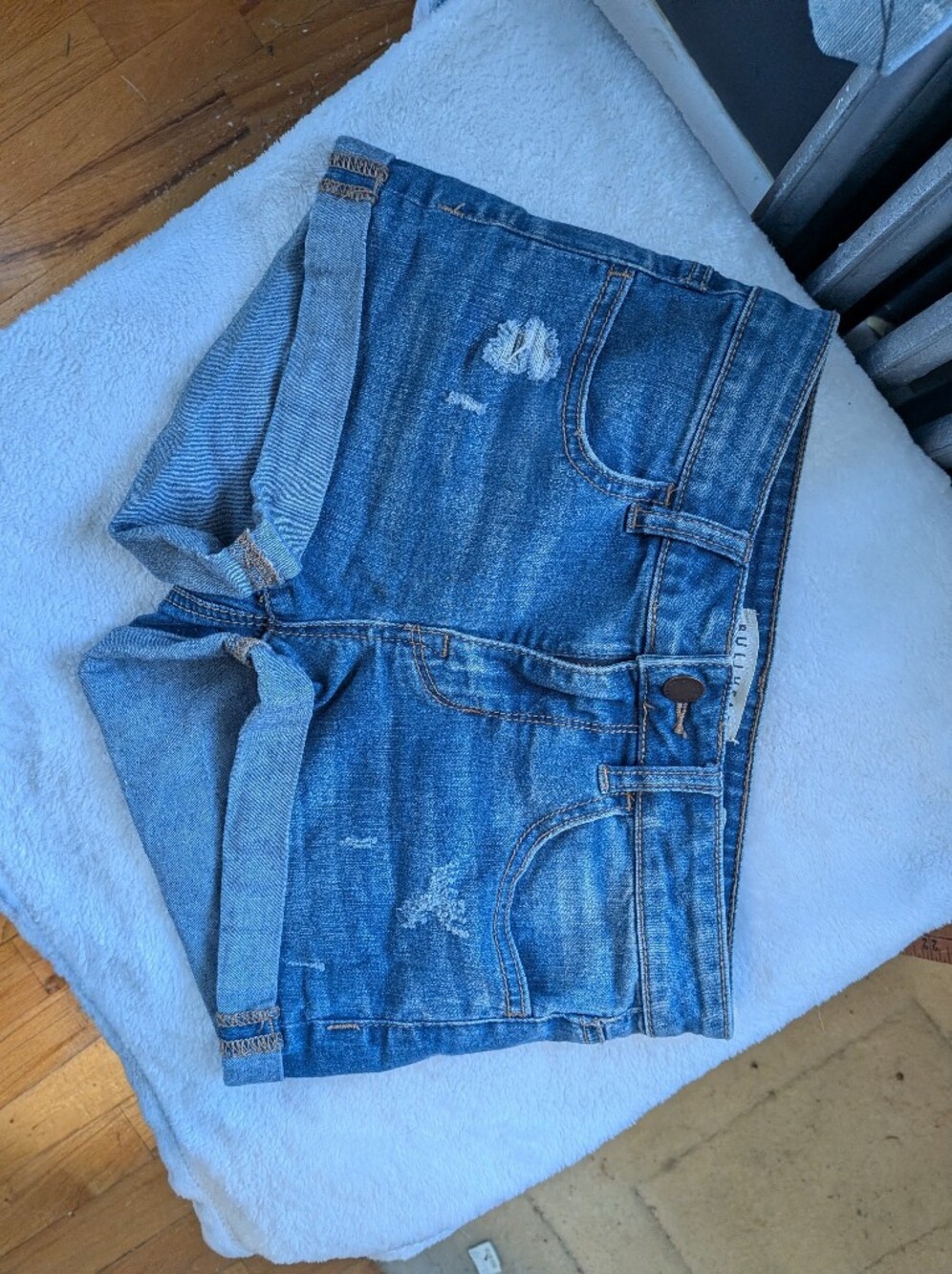 Bullhead Super Stretch Shorty Jean Shorts